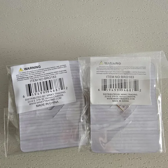 Fashion Jewelry Christmas Brooch Set - Red and Green - Picture 4 of 4